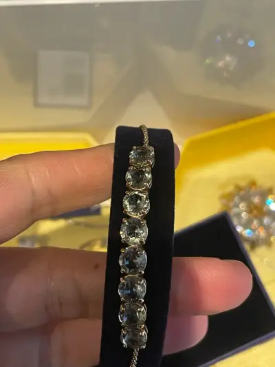 Pulsera de piedras preciosas en caja de regalo - miniatura 2