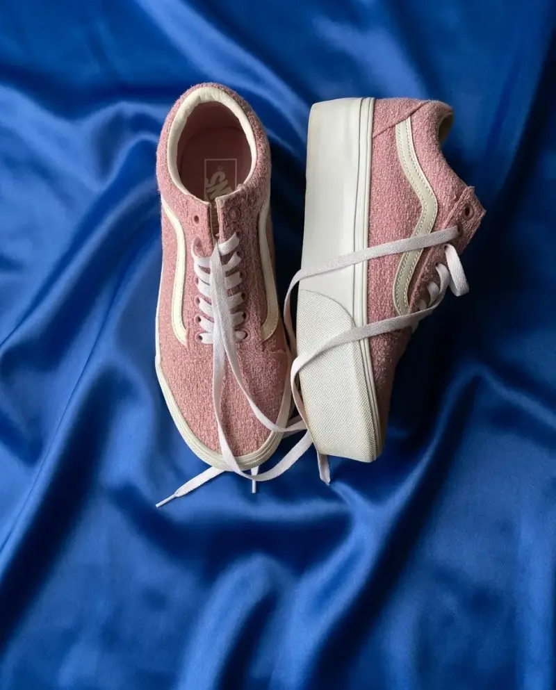 Zapatillas de lona rosadas con cordones - 2