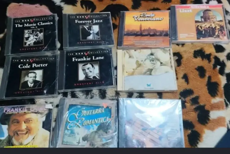 Colección deas de 100 CDs de música variada - 2