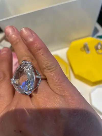 Anillo de  con cristal  Swarovski en forma de lágr - miniatura 3