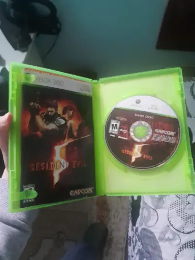 Juego Resident Evil 5 Gold Edition para Xbox 360 - miniatura 2