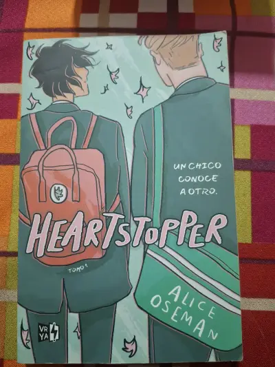 Libro Heartstopper Tomo 1 de Alice Oseman - miniatura 1