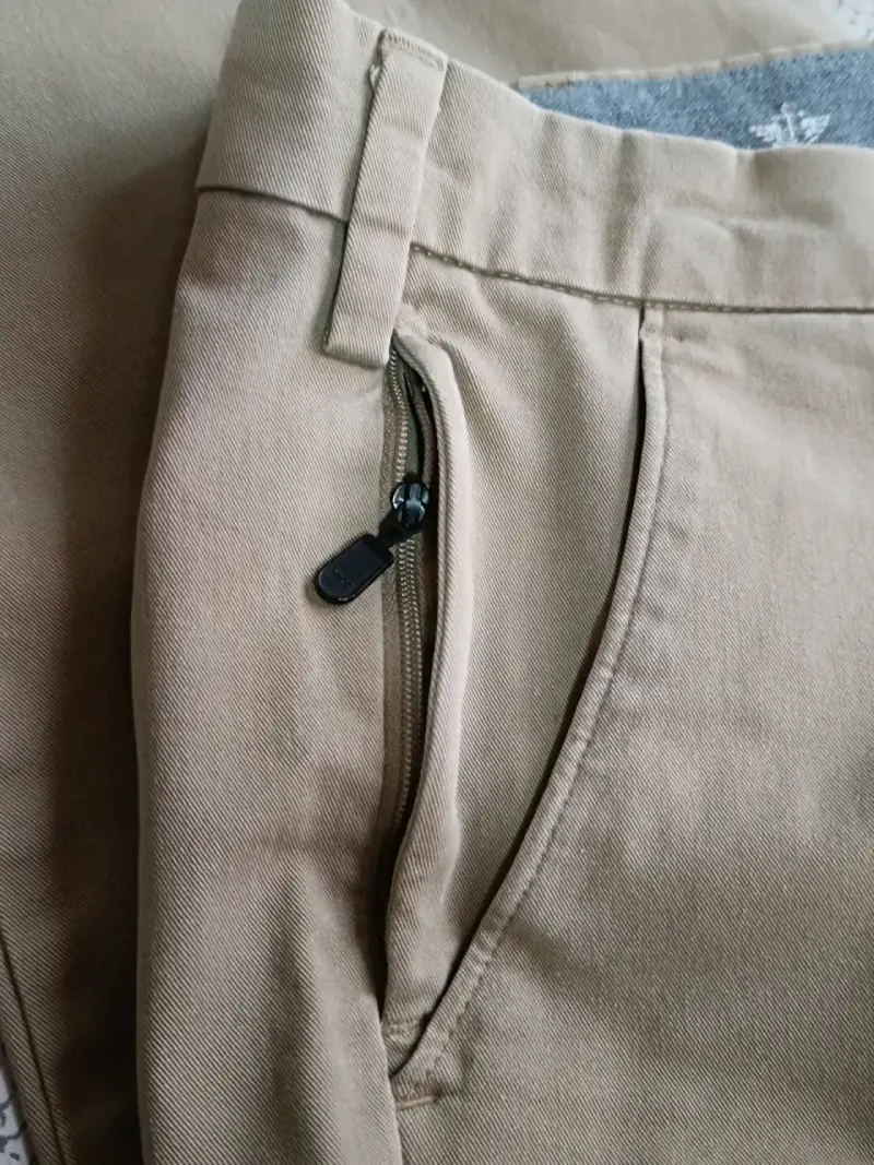 Pantalones Dockers caqui Talla 52 - 2