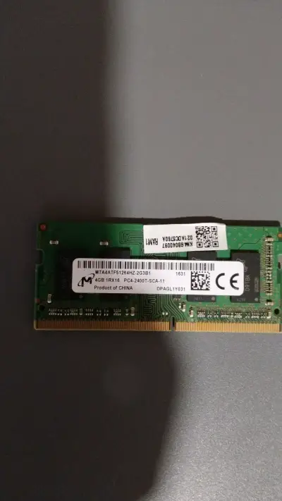 Memoria RAM 4GB DDR4 para Laptop - miniatura 1