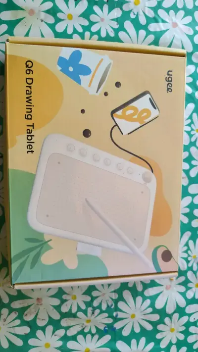 Tableta de Dibujo Ugee Q6 con Lápiz - miniatura 1