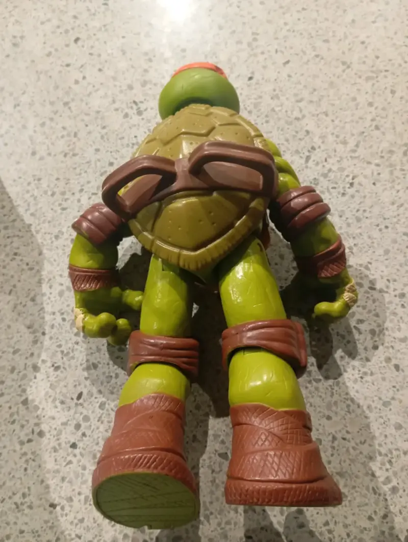 Tortuga Ninja Michelangelo 27 cm 2012 original. - 2