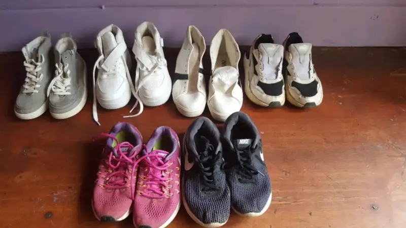 Lote de zapatillas deportivas mixtas - 1