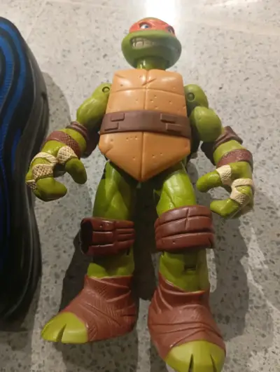 Tortuga Ninja Michelangelo 27 cm 2012 original. - miniatura 4
