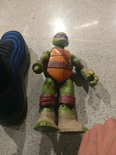 Tortuga Ninja Donatello 2012  27cm - miniatura 4