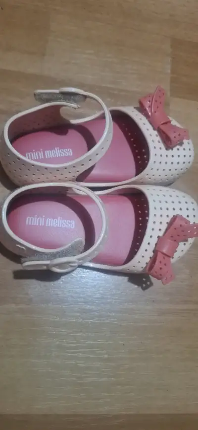 Zapatos para niñas Mini Melissa con lazo rosa - miniatura 1