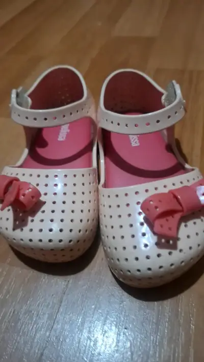 Zapatos para niñas Mini Melissa con lazo rosa - miniatura 3