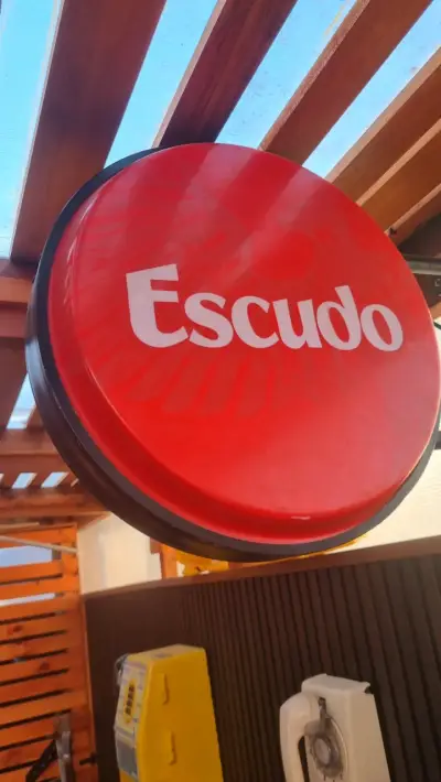 Letrero Luminoso Escudo para Bar o Restaurante - miniatura 1
