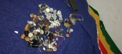 Lote de botones variados para manualidades - miniatura 1