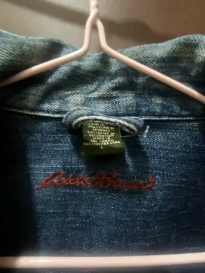 Chaqueta  mezclilla / jeans Eddie Bauer para mujer - miniatura 3