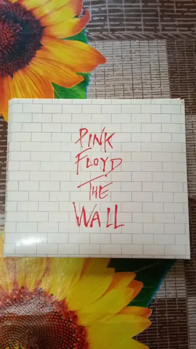 Álbum doble Pink Floyd The Wall en CD - miniatura 1