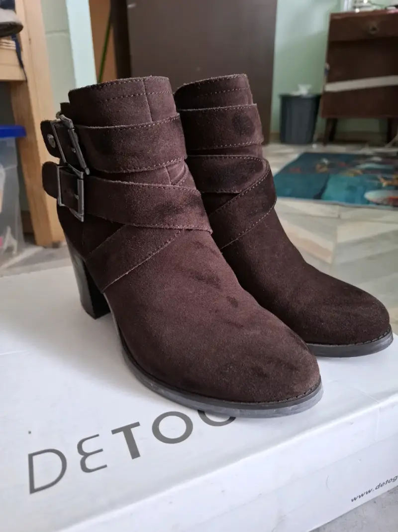 Botines de gamuza marrón con hebillas Detogni - 1