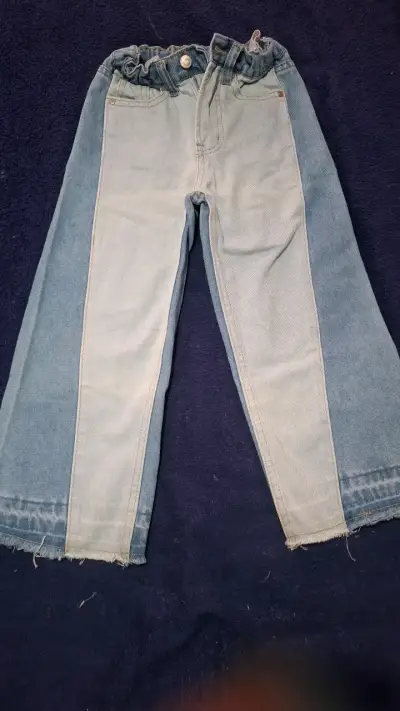 Pantalones de mezclilla para niñas con cintur - miniatura 1