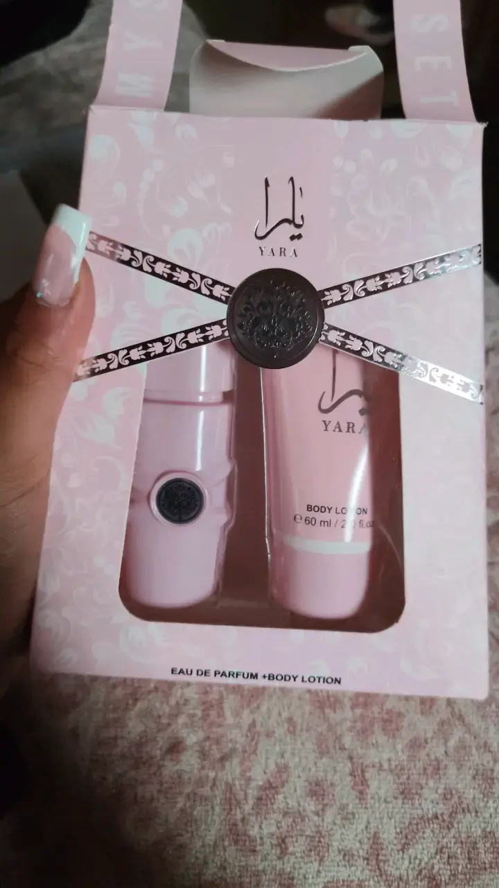 Set de Perfume y Loción Corporal Yara - 3