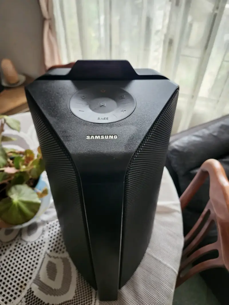 Parlante Samsung Tower MX-40 - 2