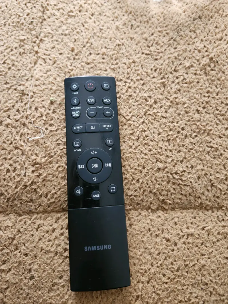 Parlante Samsung Tower MX-40 - 4
