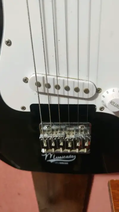 Guitarra eléctrica negra Musicaxe Nickleback - miniatura 2