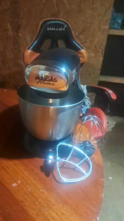 Batidora de pie con accesorios Macas Home - miniatura 2
