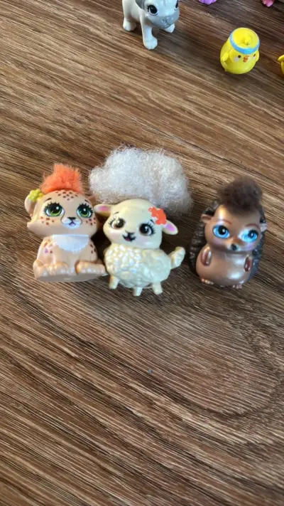Set de figuras coleccionables de animales - miniatura 2
