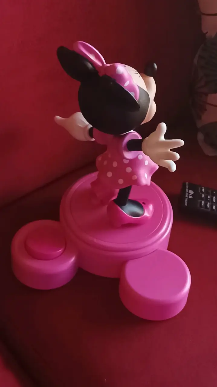 Figura decorativa de Minnie Mouse - 2