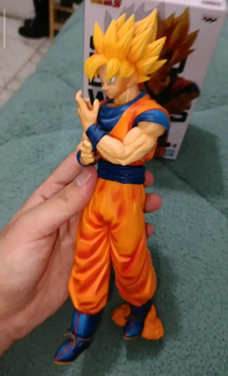 Figura de acción Goku Super Saiyan Dragon Ball Z - 1