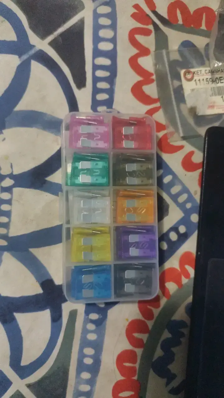 Set de fusibles mini coloridos para auto