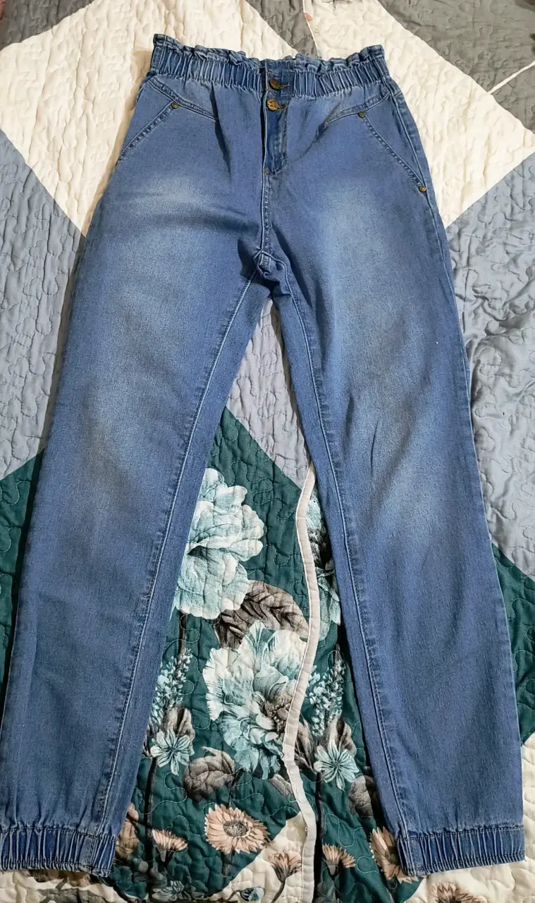 Jeans de mujer azul con cintura elástica