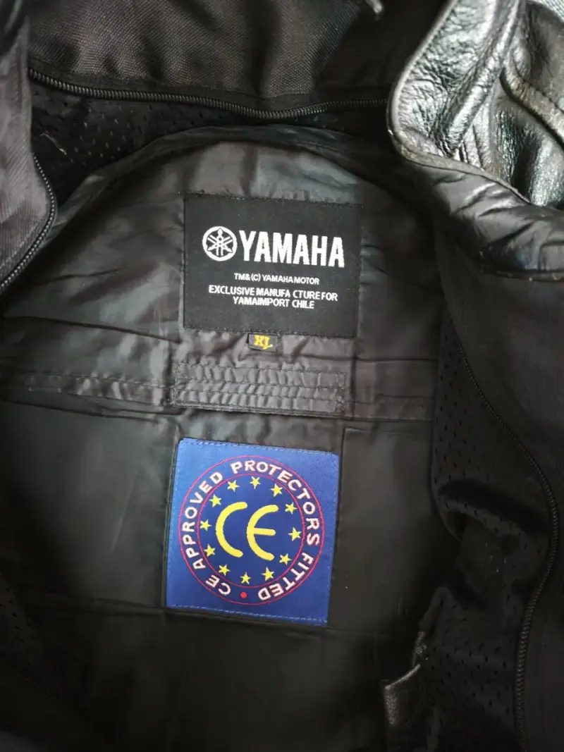 Chaqueta de cuero para moto Yamaha negra - 3