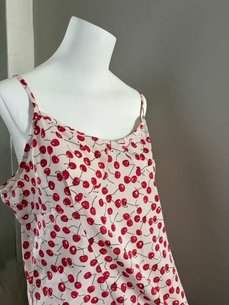 Vestido de tirantes con estampado de cerezas - 3