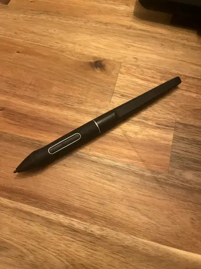 Tableta gráfica Huion Kamvas 13 y accesorios - miniatura 4