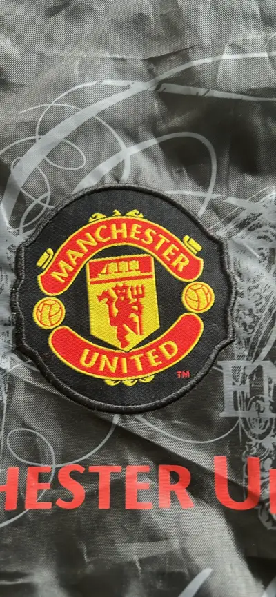 Bolsa deportiva Manchester United negra - miniatura 3