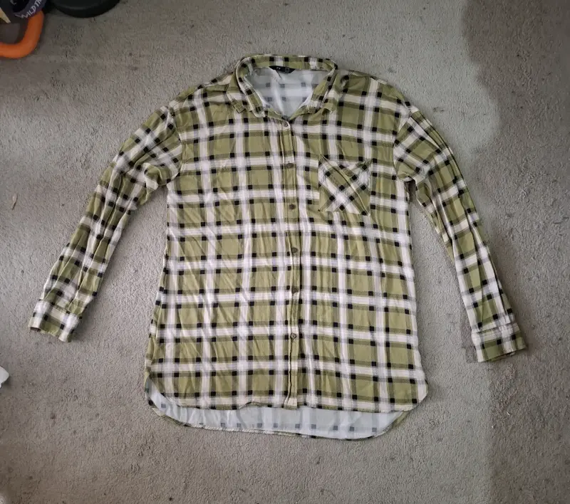 Camisa de franela a cuadros verde talla L - 1