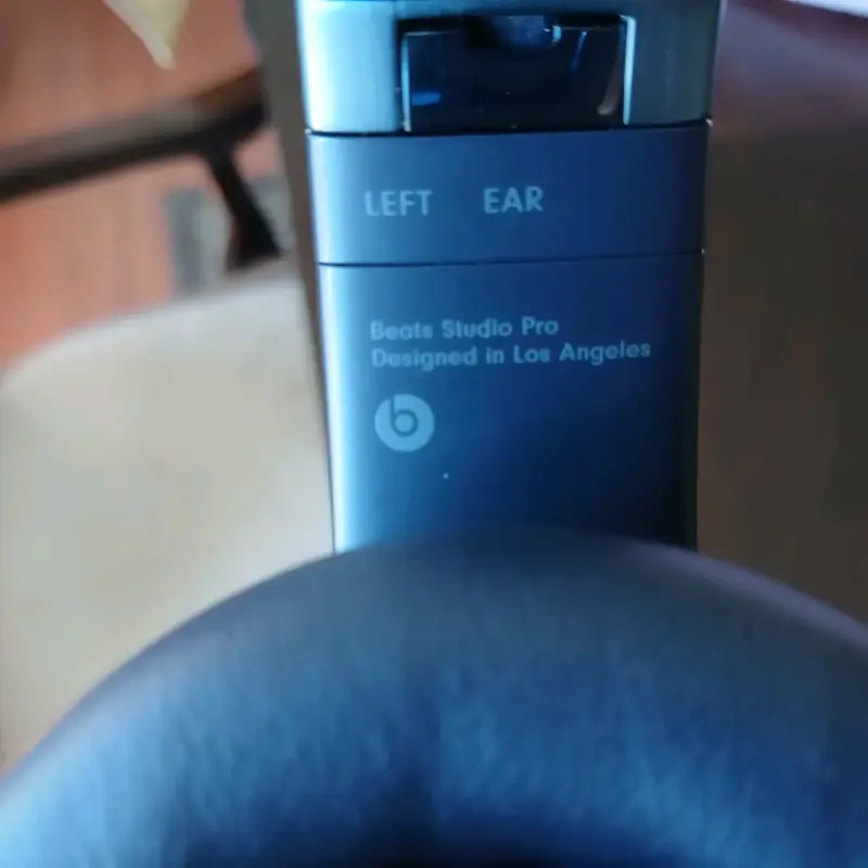 Audífonos Beats Studio Pro Inalámbricos Azul - 3