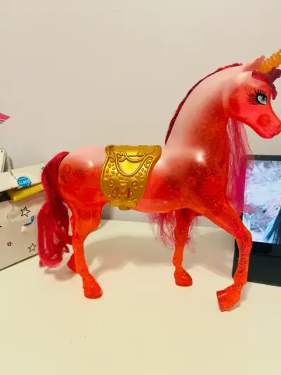 Unicornio Barbie Y La Puerta Secreta Mattel(2014) - miniatura 3