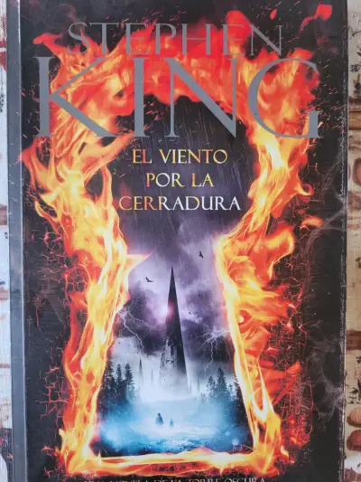 Libro 'El Viento por la Cerradura' de Stephen King - miniatura 1