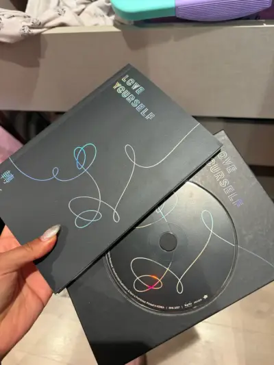 Álbum Love Yourself de BTS con CD y Fotolibro - miniatura 1