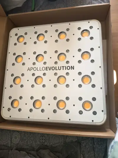 Panel LED de cultivo Apollo Evolution - miniatura 2
