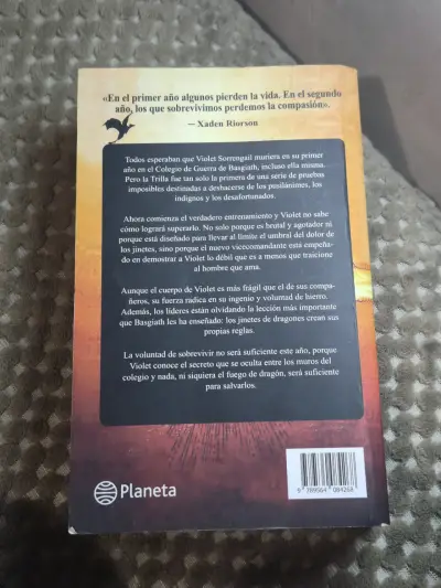 Alas de Hierro - Rebecca Yarros - miniatura 2