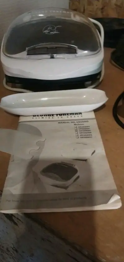 Parrilla eléctrica George Foreman antiadherente - miniatura 2