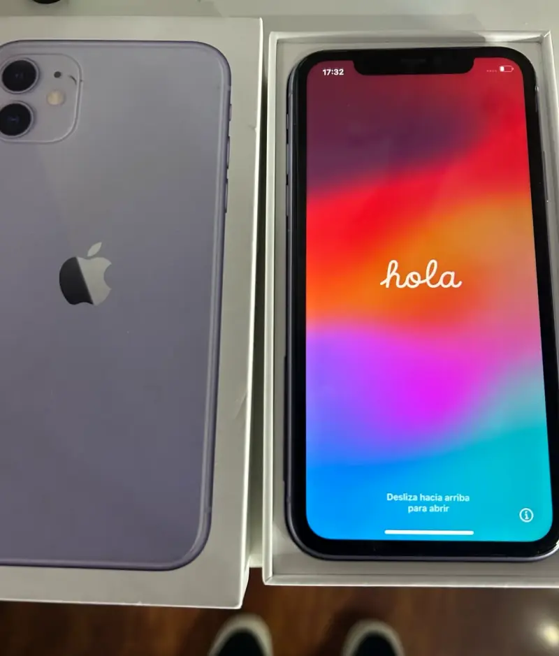 iPhone 11 en buen estado con caja original - 1