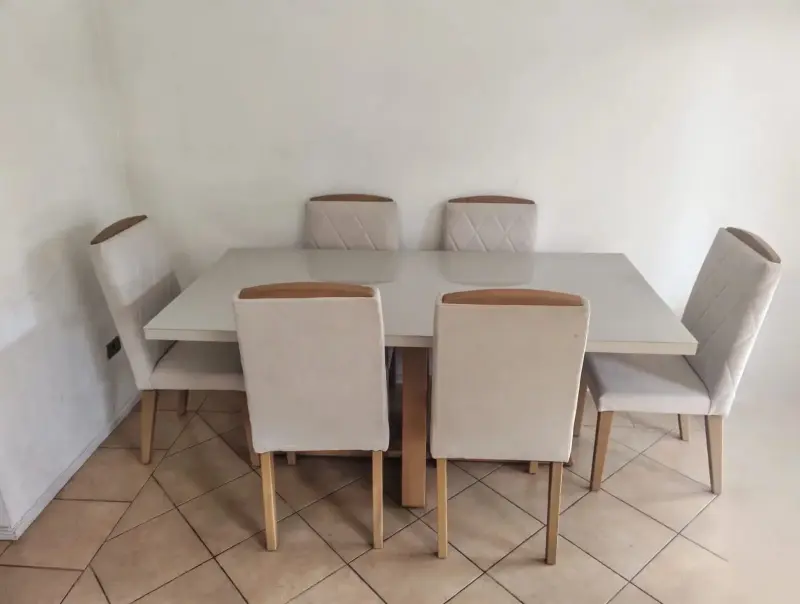 Juego de Comedor 1.8 Mara Off White con 6 Sillas Daisy - 2
