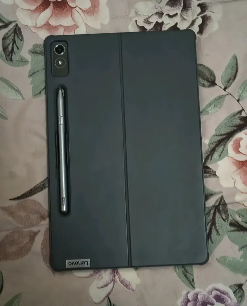 Tablet Lenovo Tab P12 + Teclado Magnético + Lápiz - 5