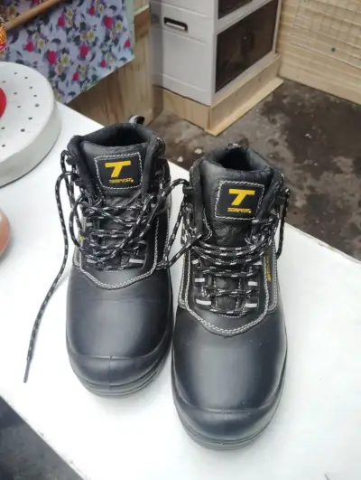 Botas de seguridad negras Tempest Anticlavos - miniatura 1
