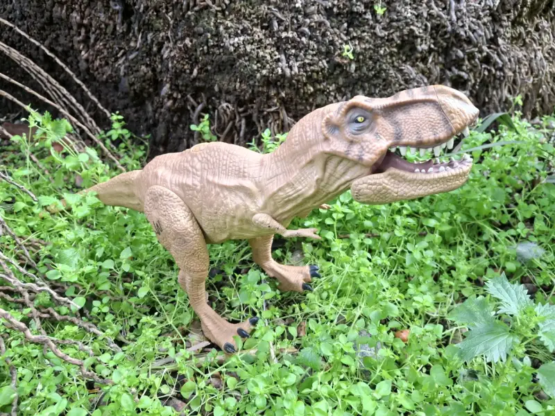 Tiranosaurio rex Jurassic world - 4
