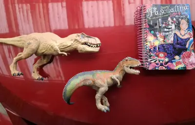 Tiranosaurio rex Jurassic world - miniatura 6