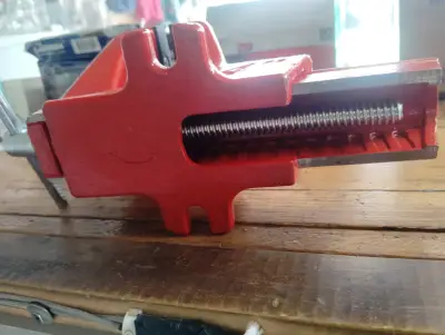 Torno de banco rojo Somar líder - miniatura 6